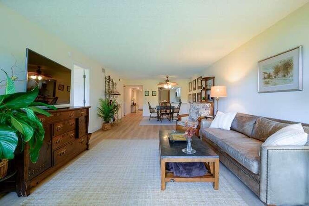 Photo of 1036 Us Hwy One #125, North Palm Beach, FL 33408 (MLS # R11113331)