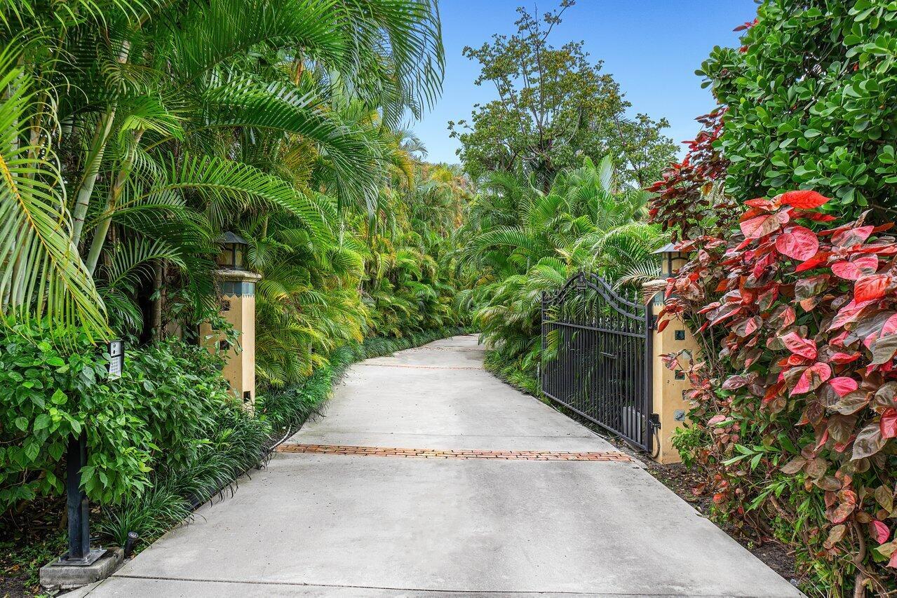 PARADISE PROPERTIES - Residential