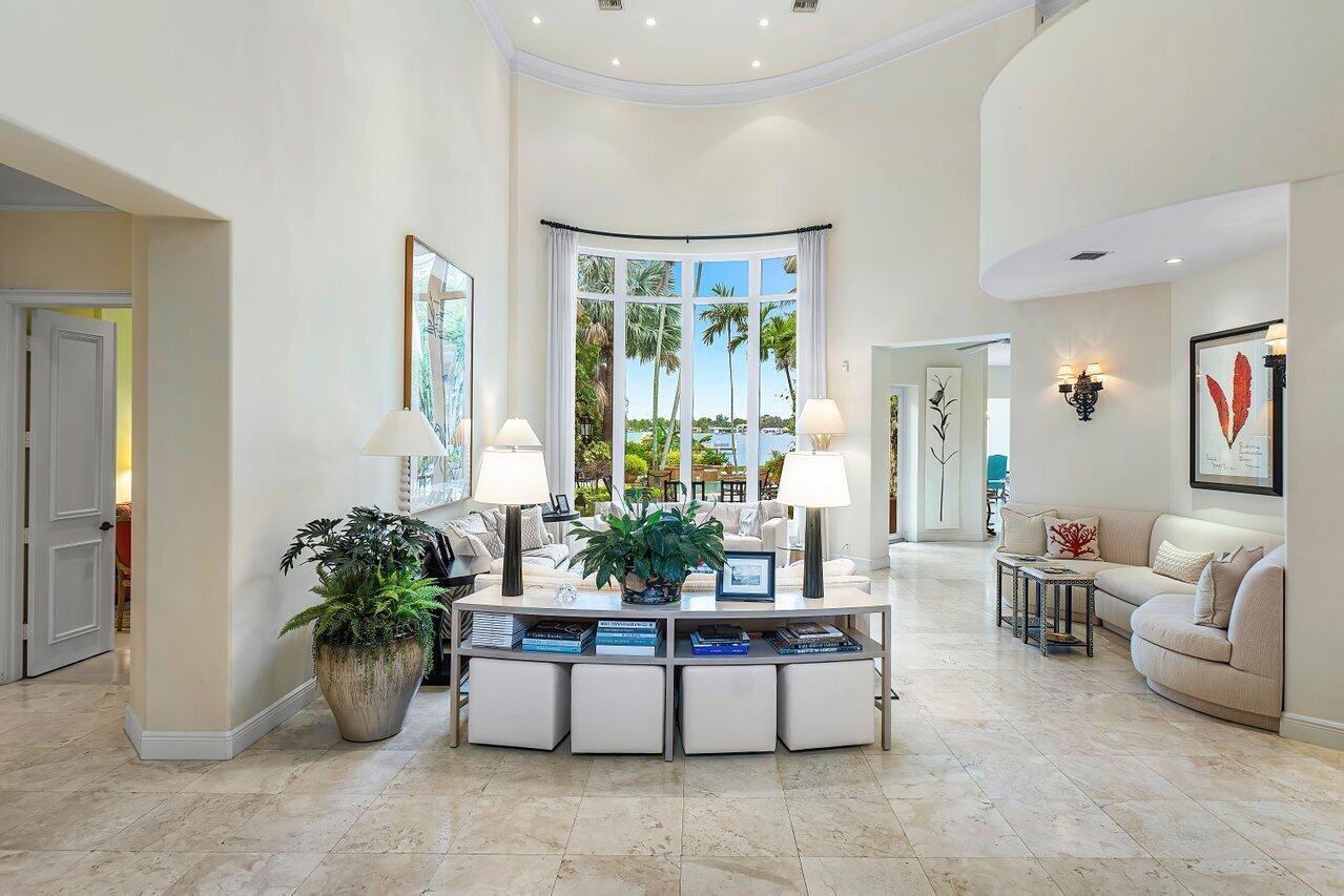 PARADISE PROPERTIES - Residential