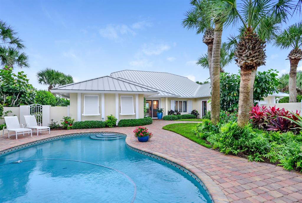 CASTAWAY COVE WAVE THREE - Residential