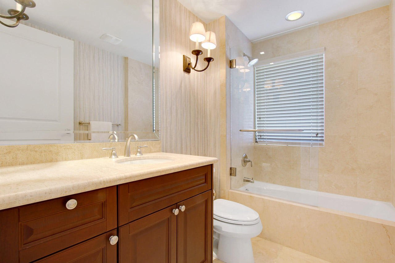 Ritz Carlton Residences - Residential