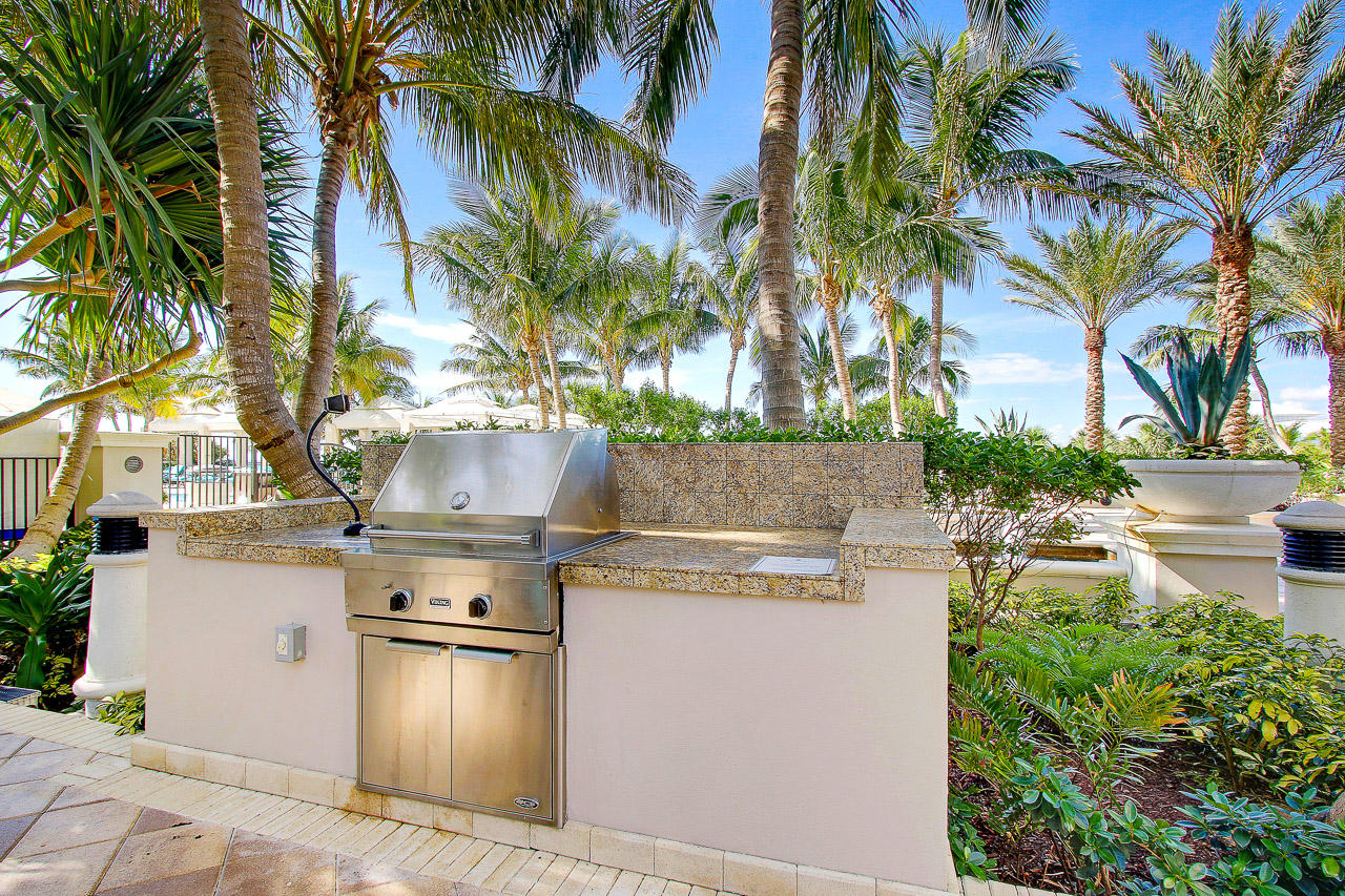 Ritz Carlton Residences - Residential