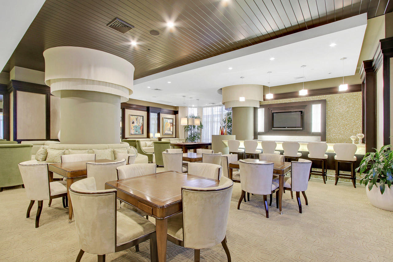 Ritz Carlton Residences - Residential