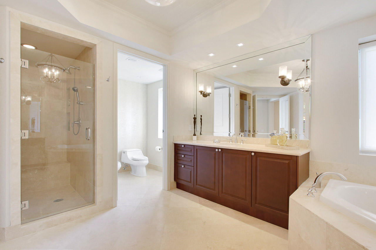 Ritz Carlton Residences - Residential