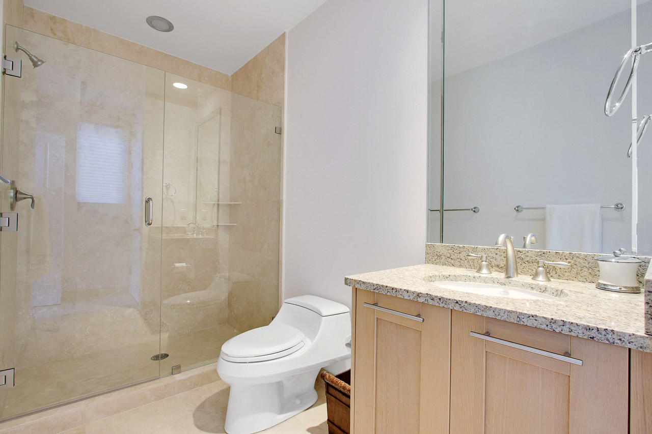 Ritz Carlton Residences - Residential