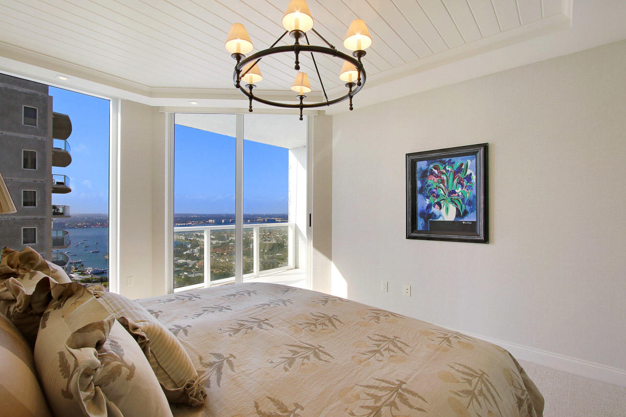 Ritz Carlton Residences - Residential