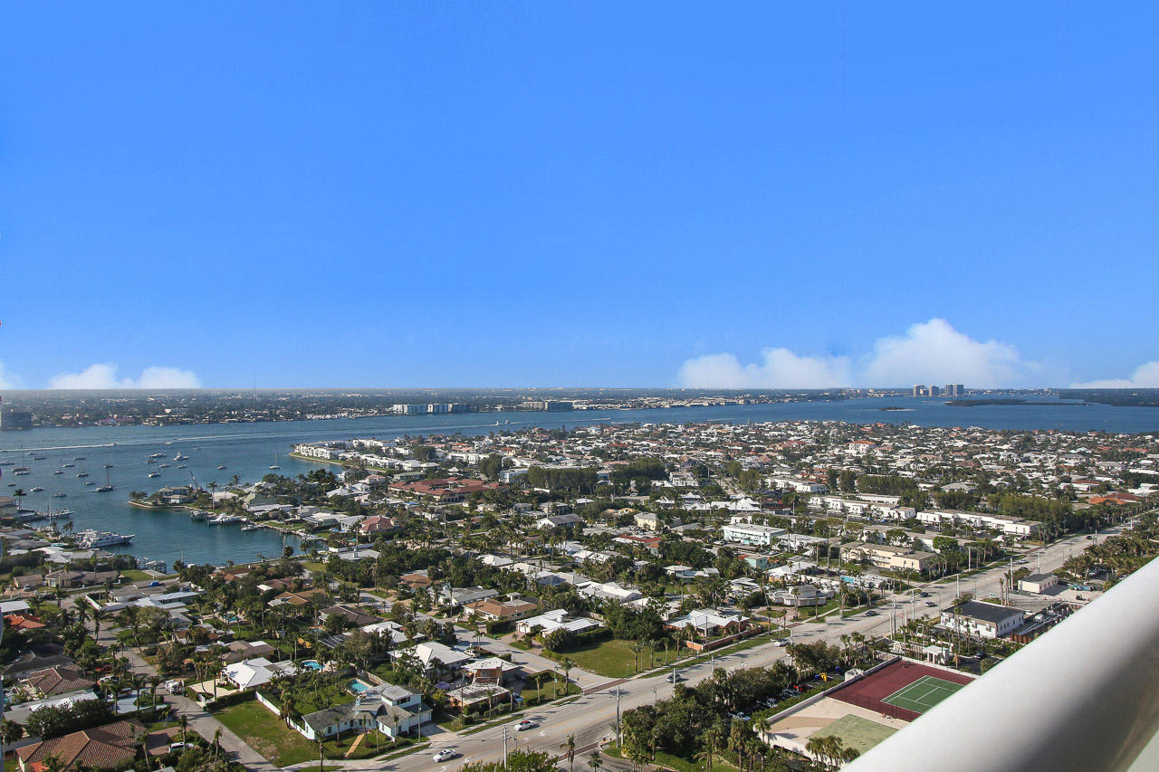 Ritz Carlton Residences - Residential