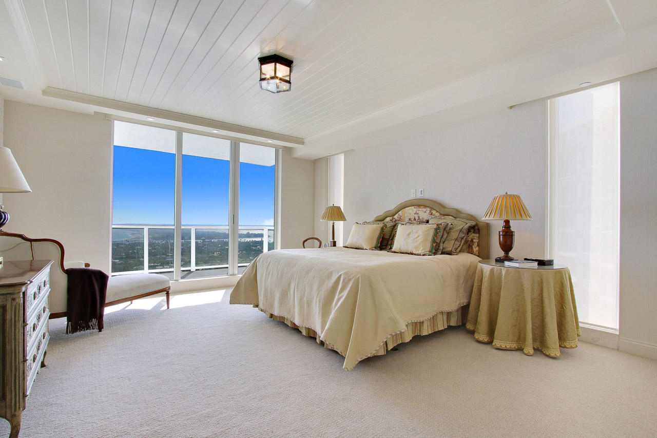 Ritz Carlton Residences - Residential