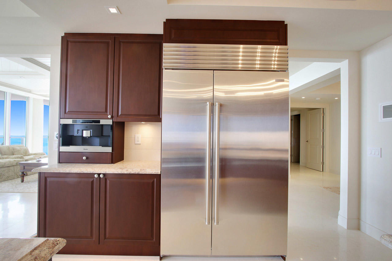 Ritz Carlton Residences - Residential