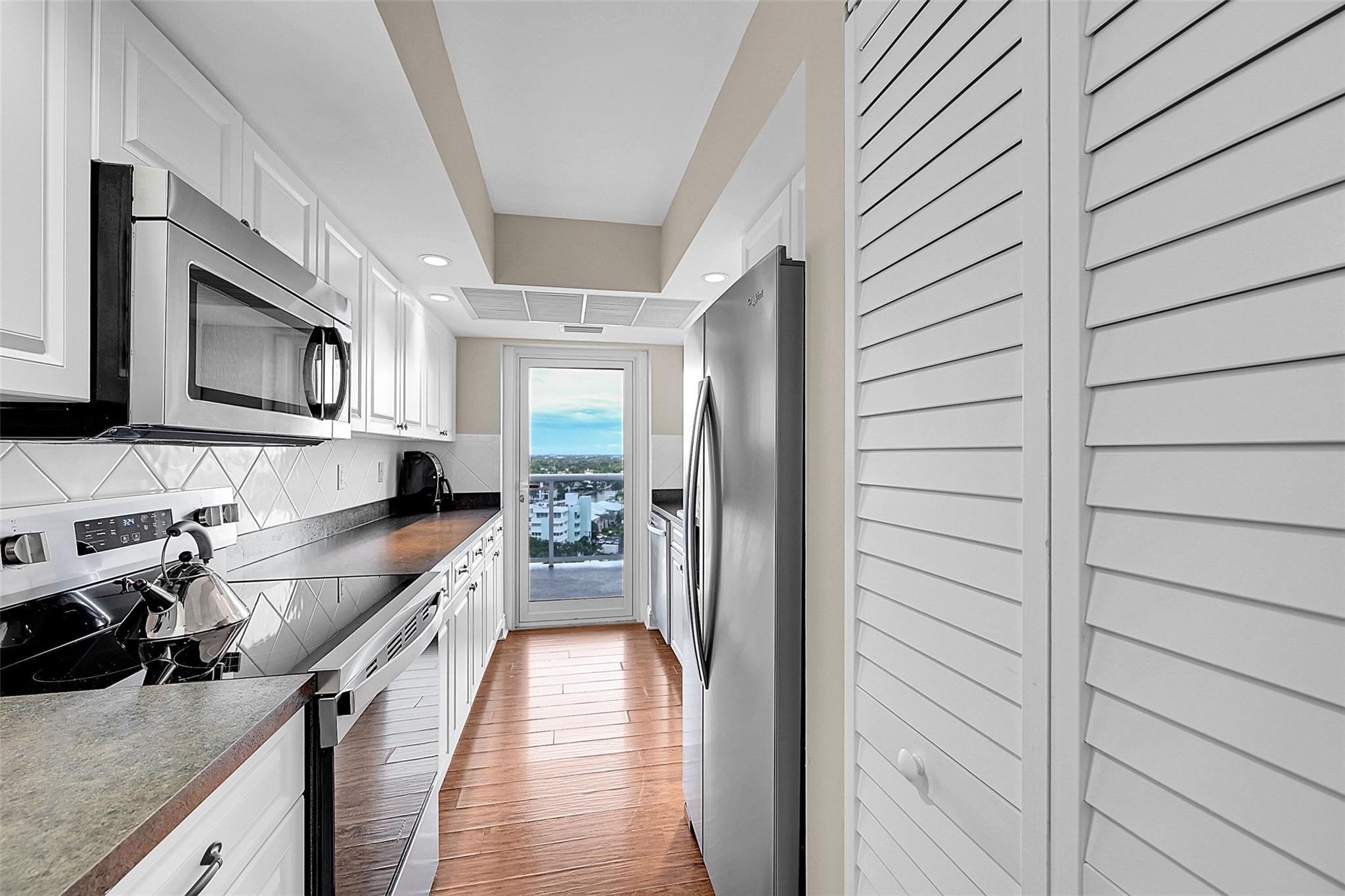 Vantage View Condo - Residential Lease