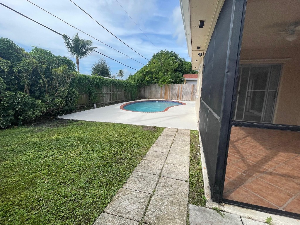 Sunrise Golf Village Sec - Residential