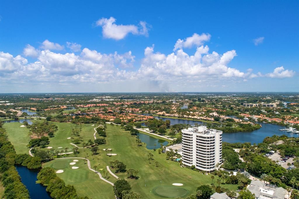 Photo of 3322 Casseekey Island 202 Road #202, Jupiter, FL 33477 (MLS # R10700900)