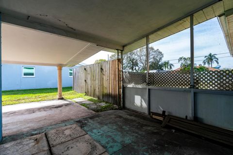 A home in Port St Lucie