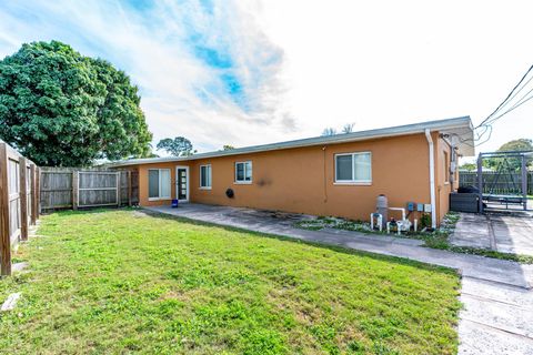 A home in Port St Lucie