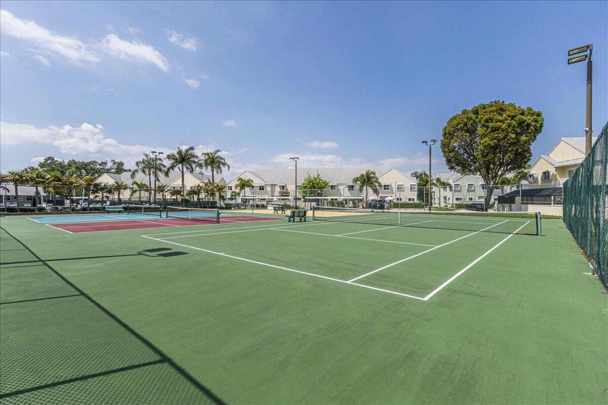 RIVERWALK 3 - Residential