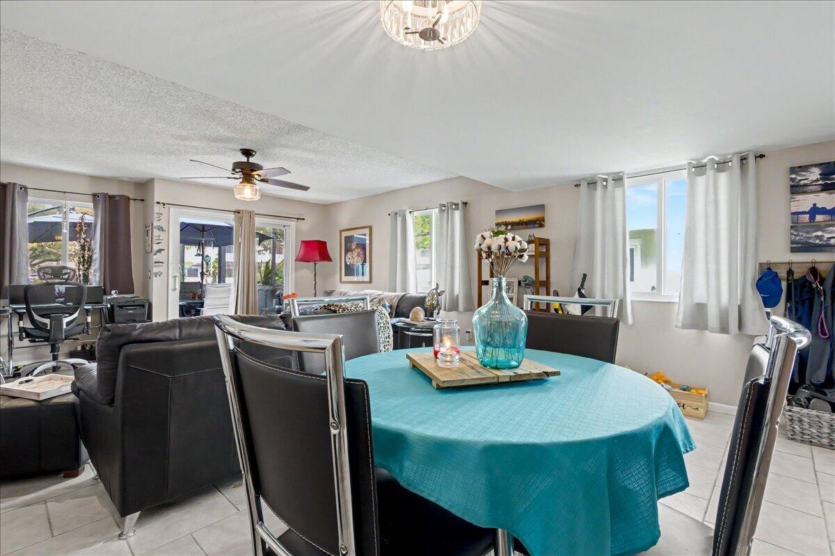 RIVERWALK 3 - Residential