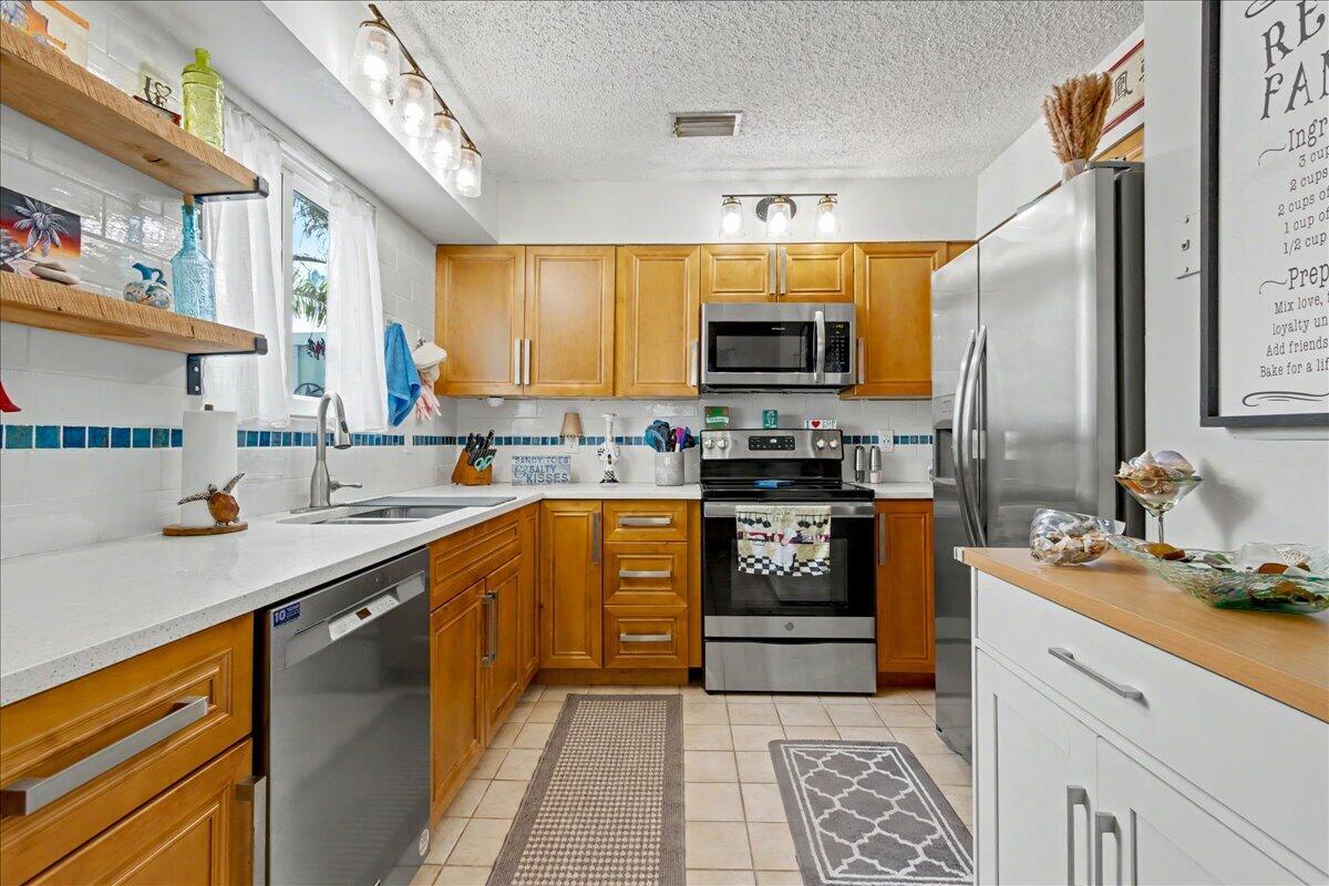 RIVERWALK 3 - Residential