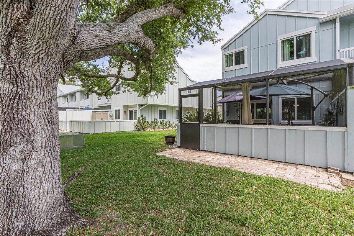 RIVERWALK 3 - Residential