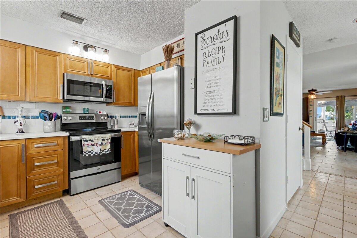 RIVERWALK 3 - Residential