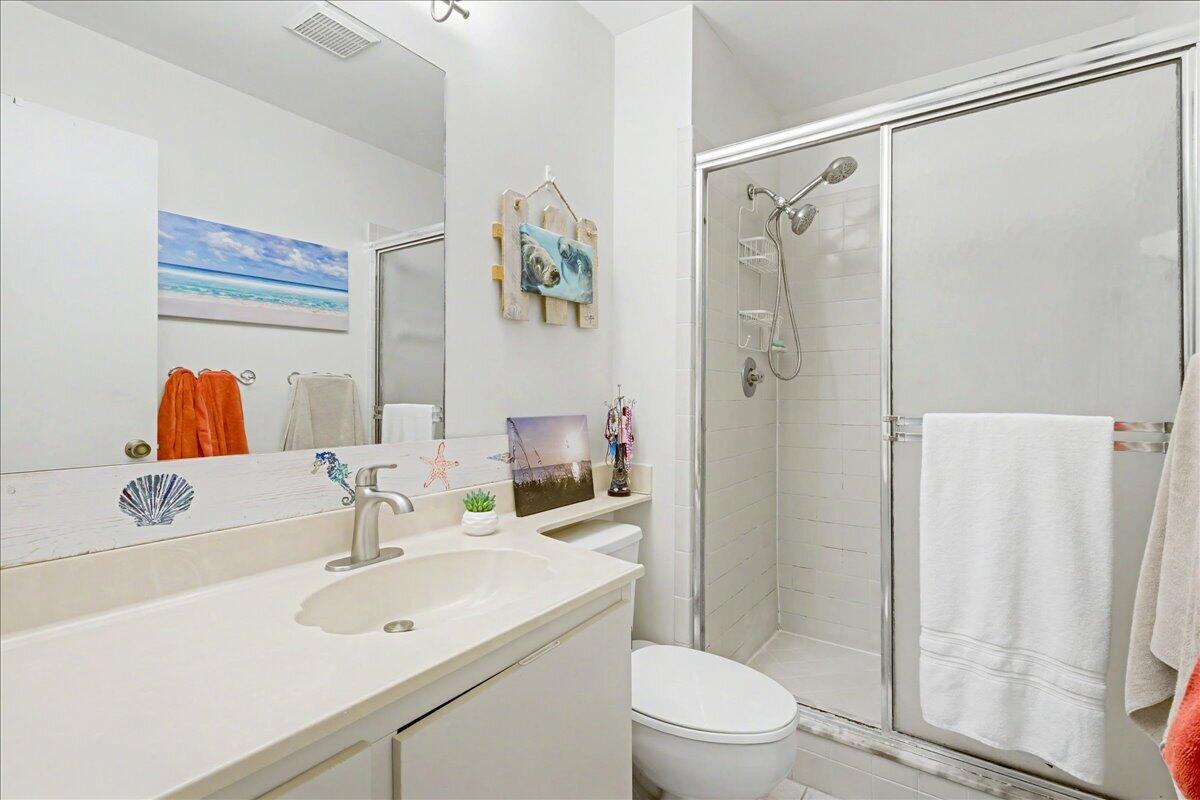 RIVERWALK 3 - Residential