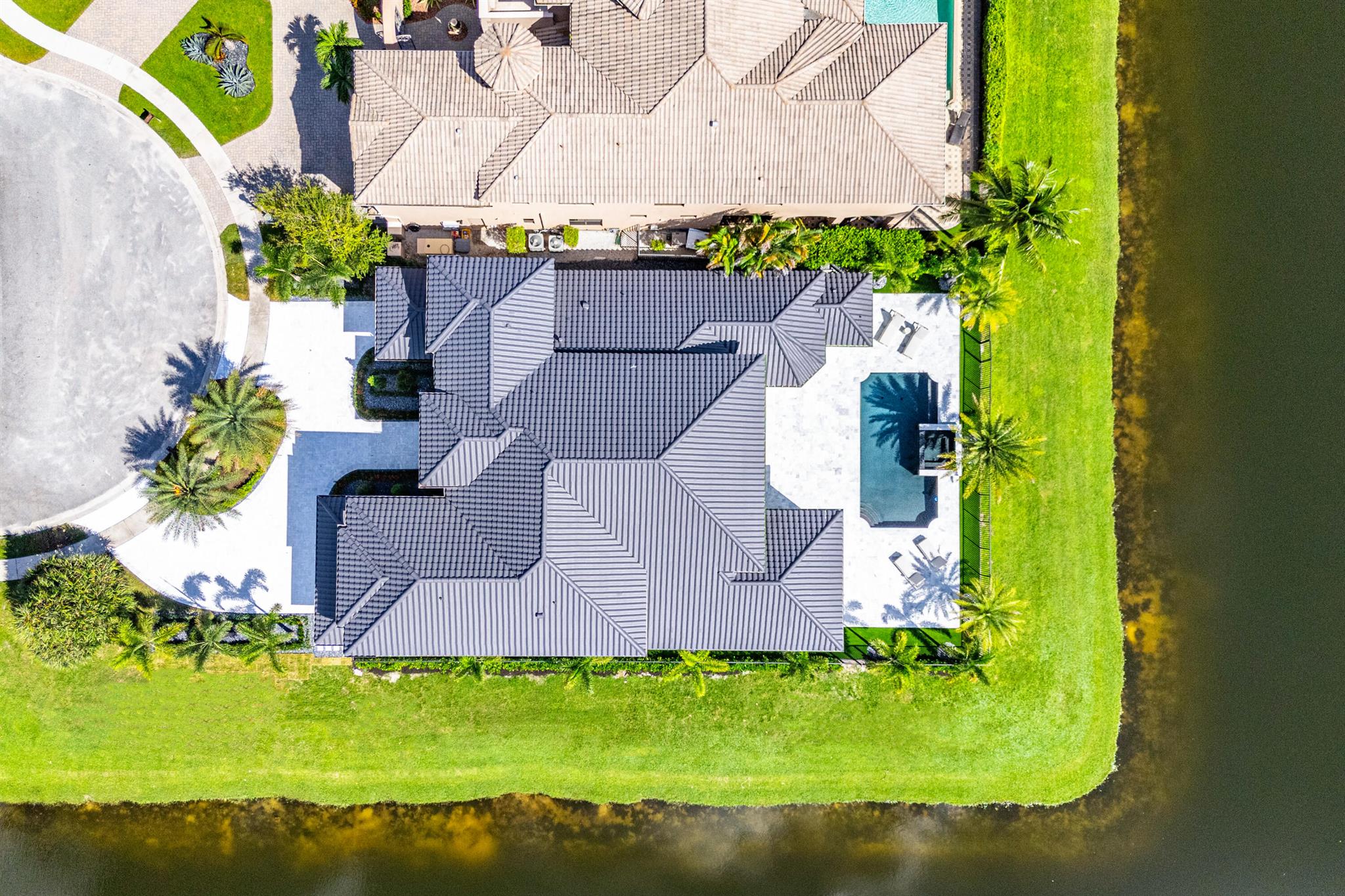 THE OAKS - Residential