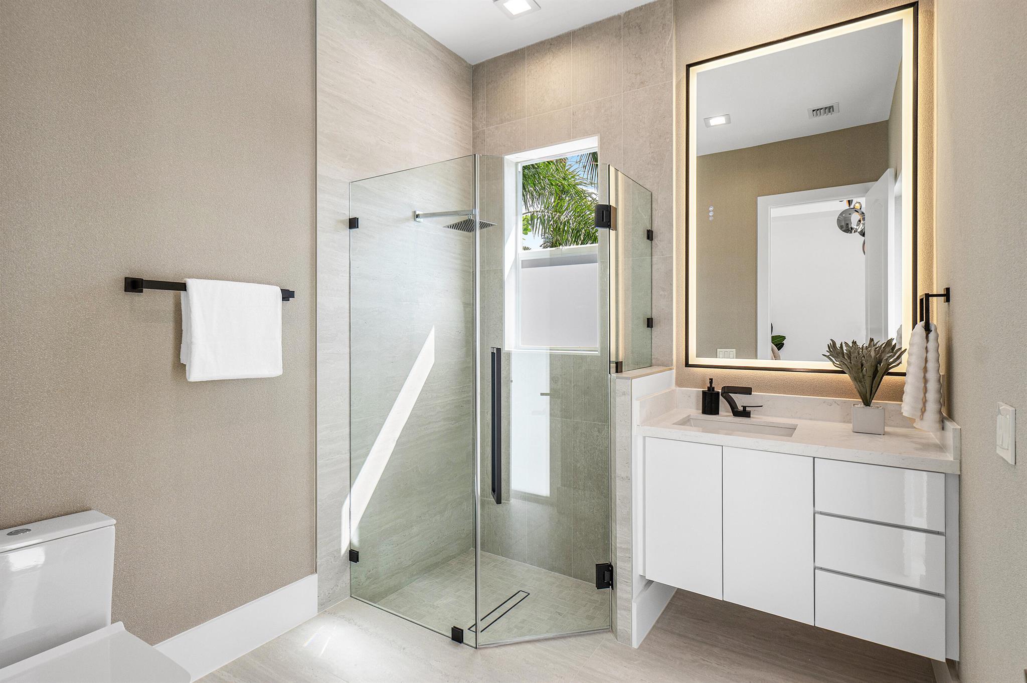 THE OAKS - Residential