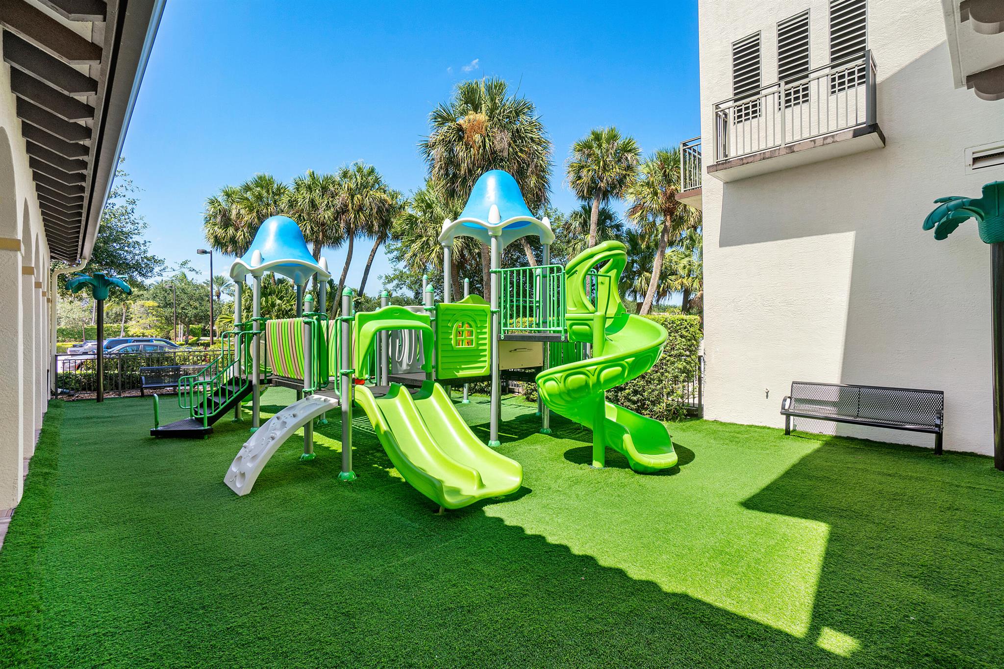 THE OAKS - Residential