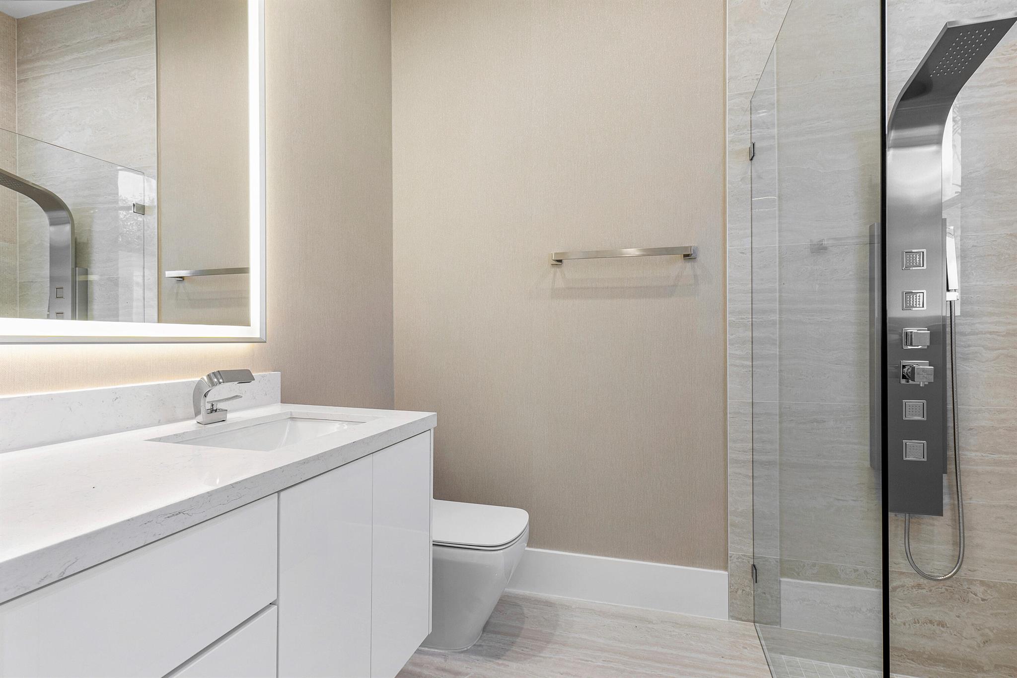 THE OAKS - Residential