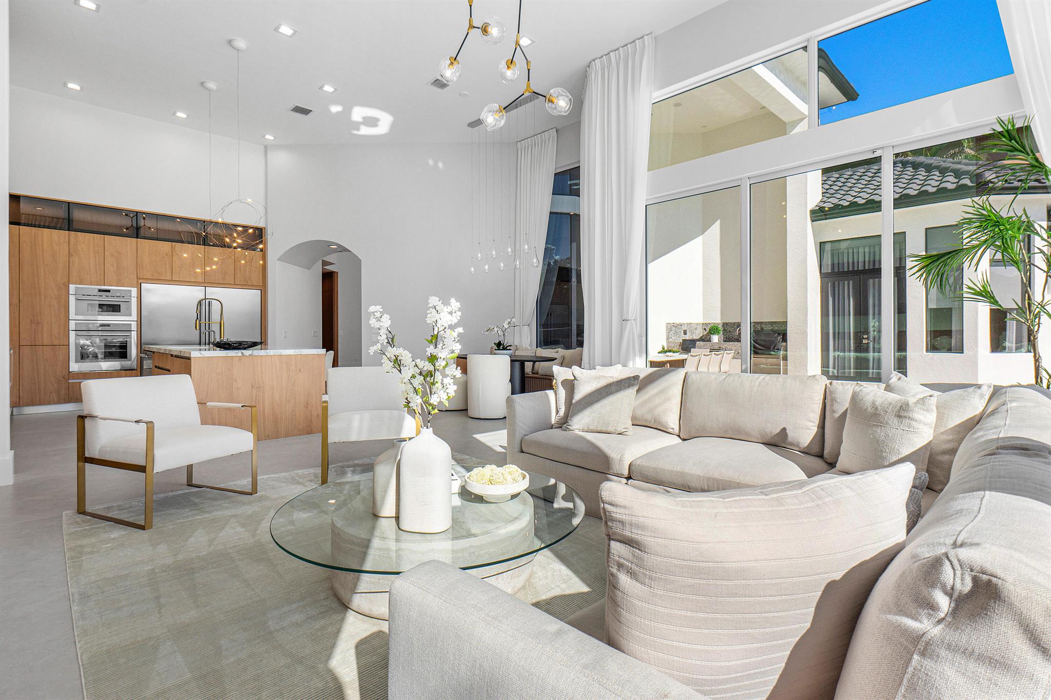 THE OAKS - Residential