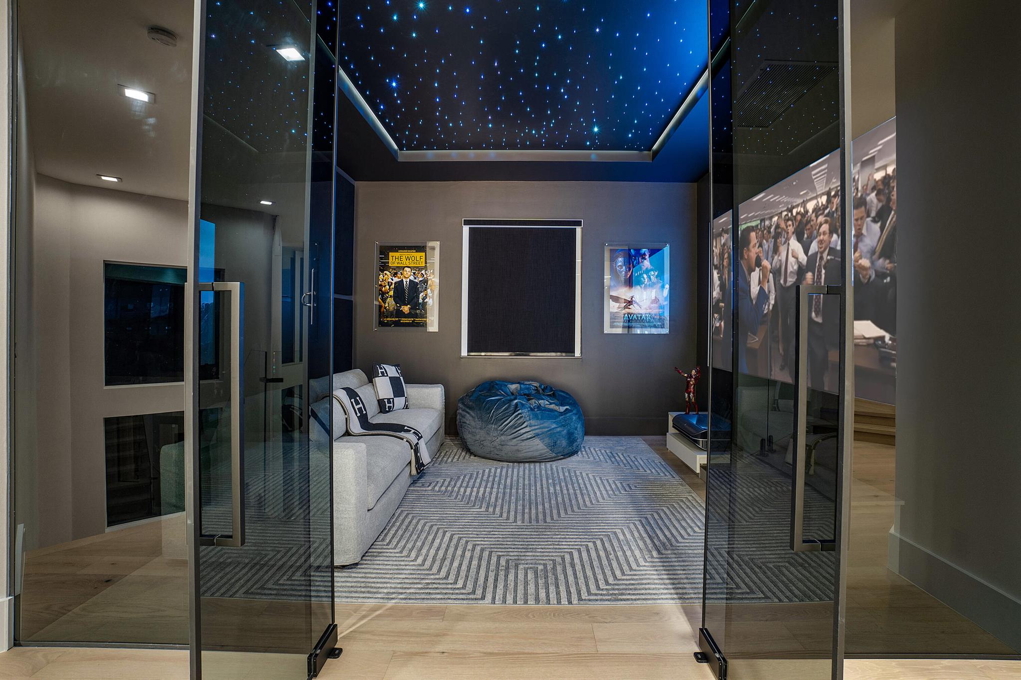 THE OAKS - Residential