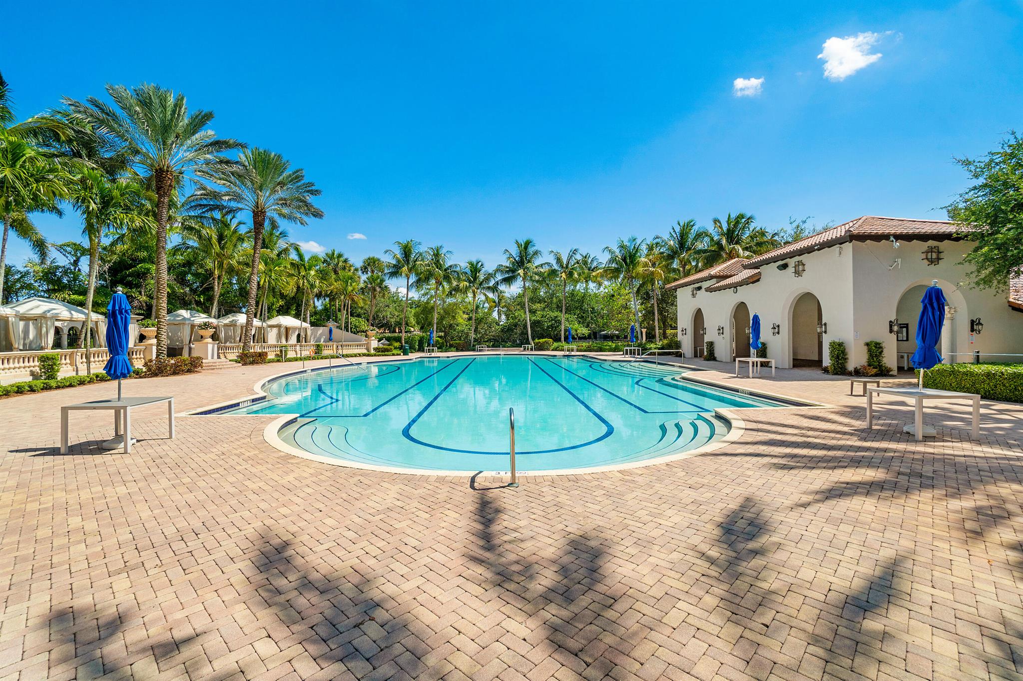 THE OAKS - Residential