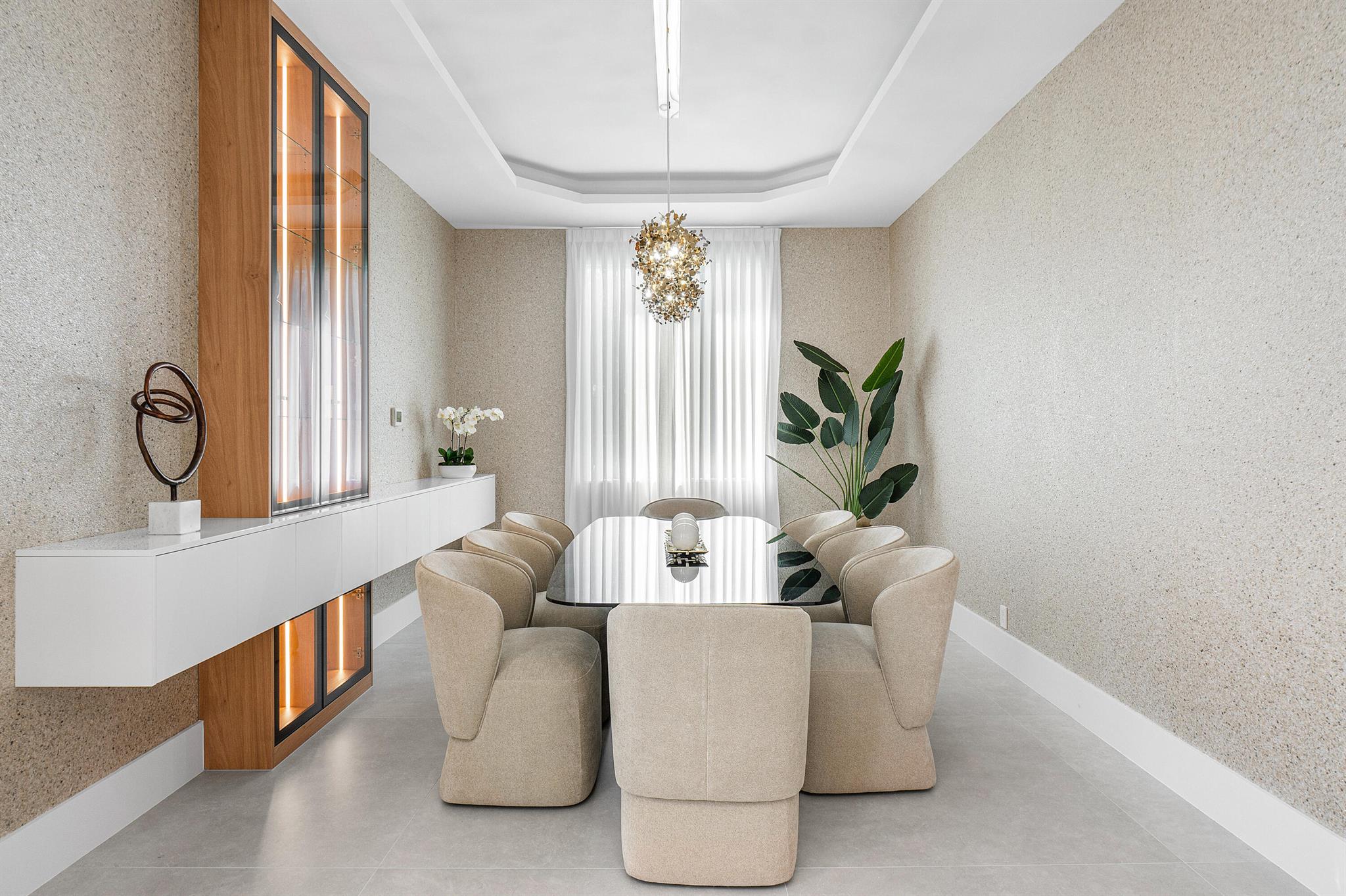 THE OAKS - Residential