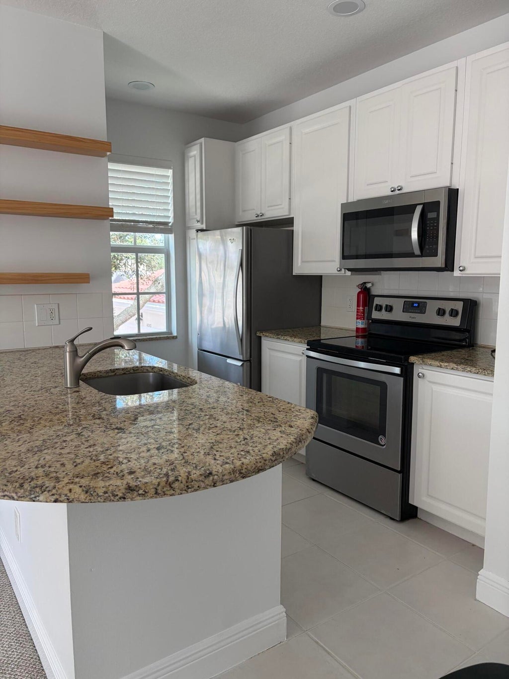 Photo of 4014 Community Drive, Jupiter, FL 33458 (MLS # B26080913)