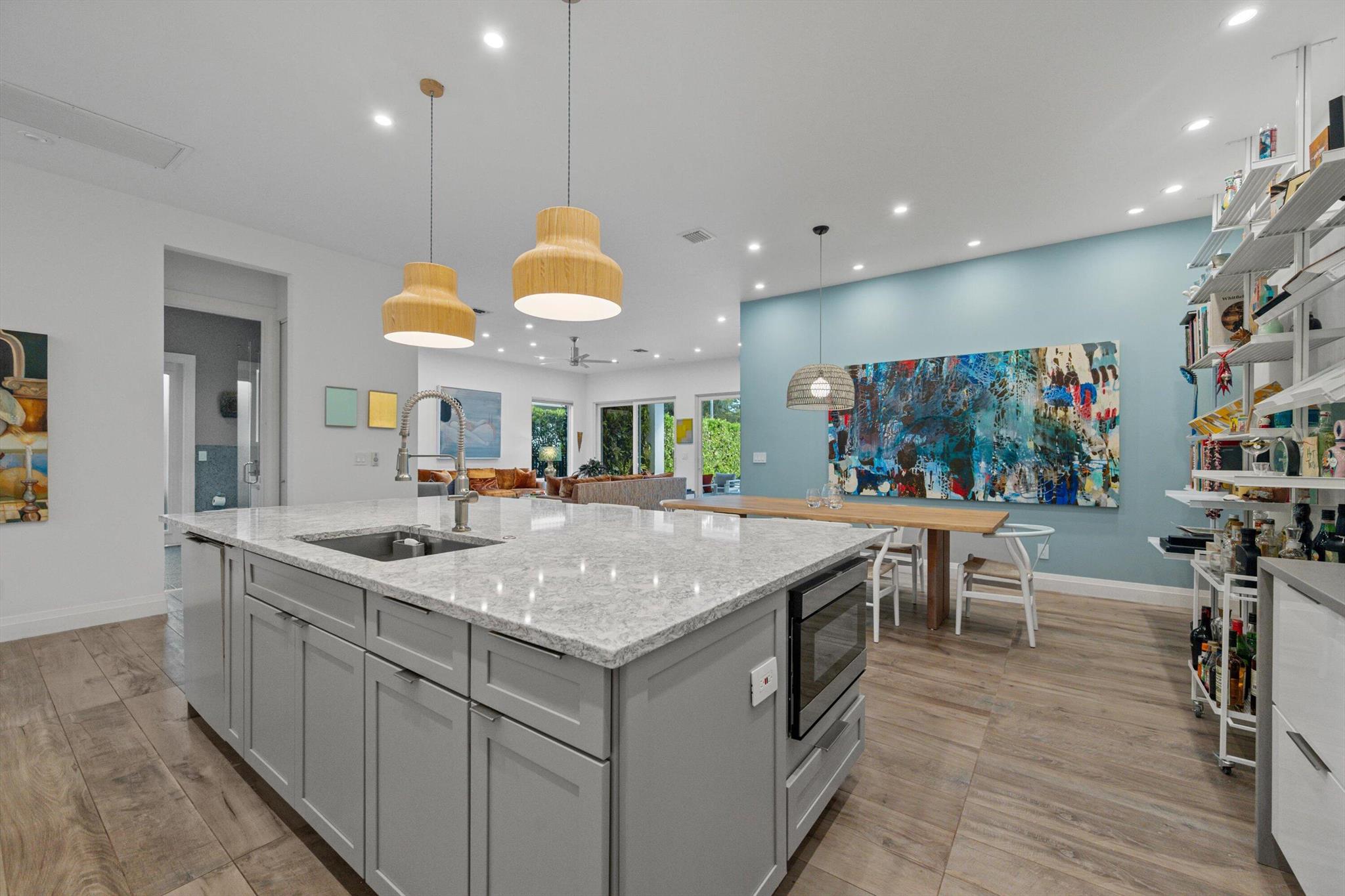 SHADY OAKS OF PALM BEACH - Residential