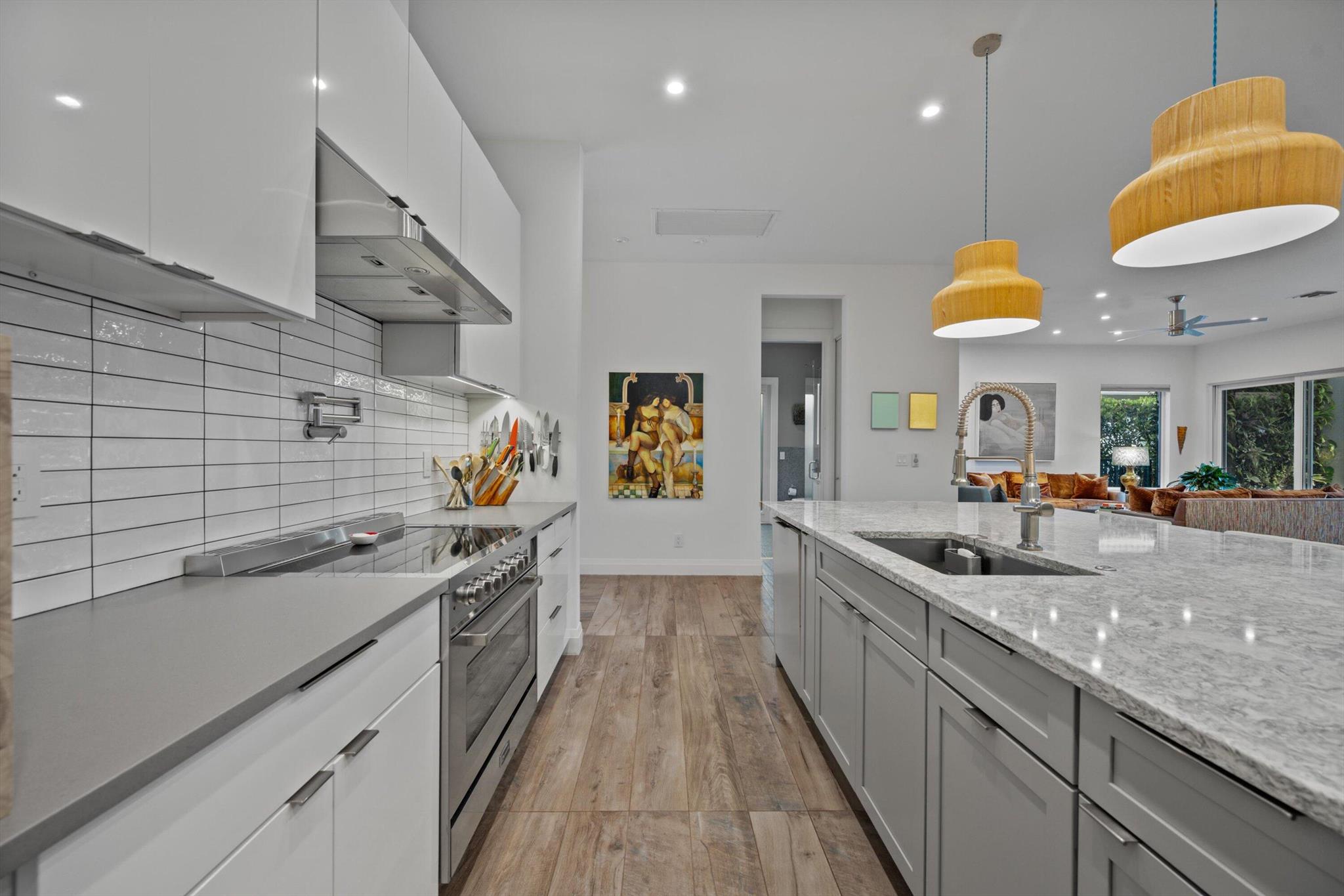 SHADY OAKS OF PALM BEACH - Residential