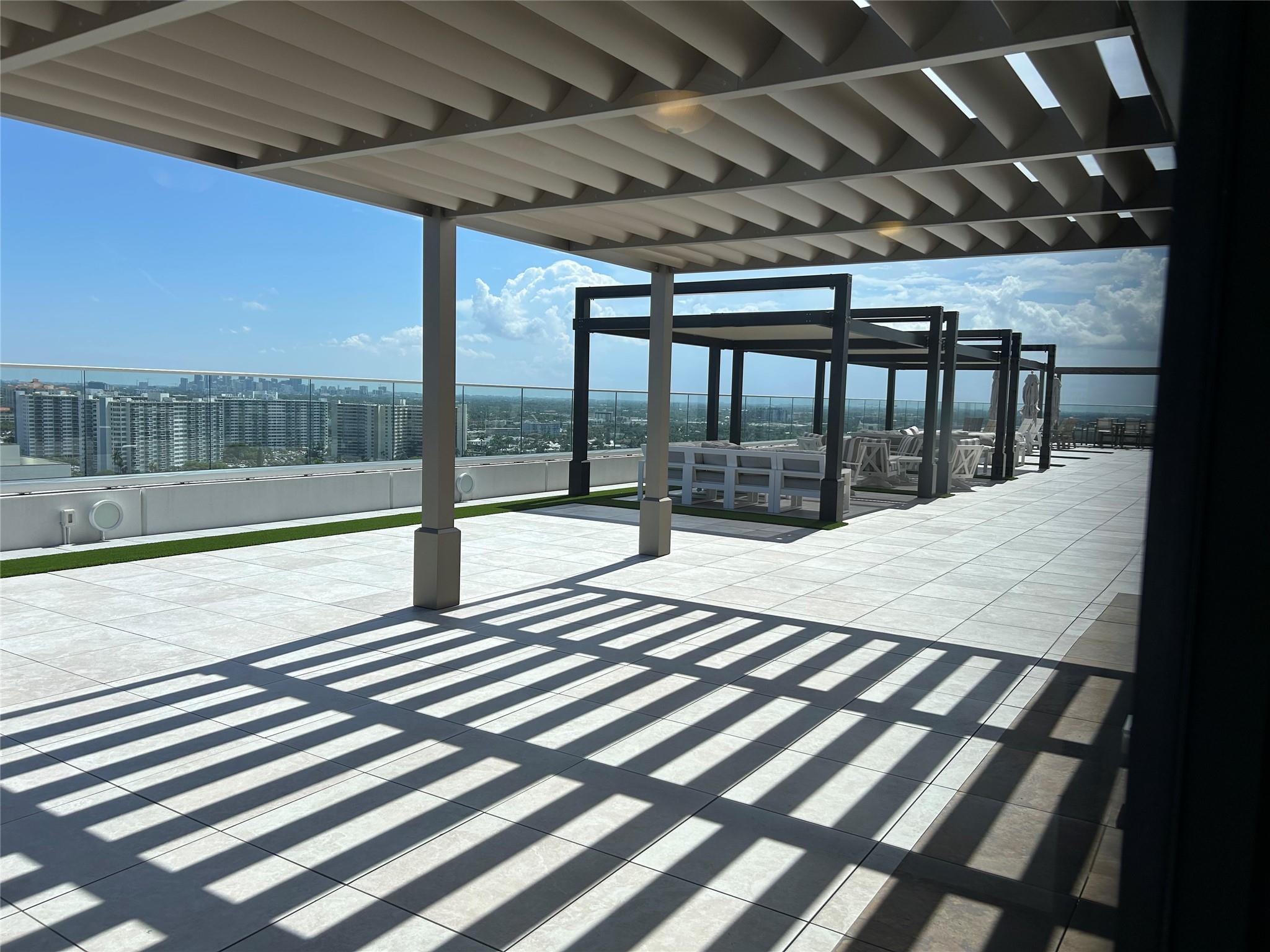 4020 Galt Ocean Dr 301