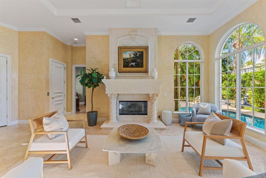 HARBOUR ISLES - Residential