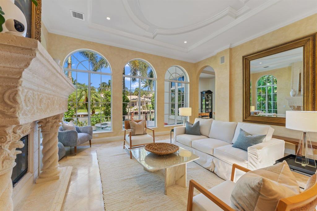 HARBOUR ISLES - Residential