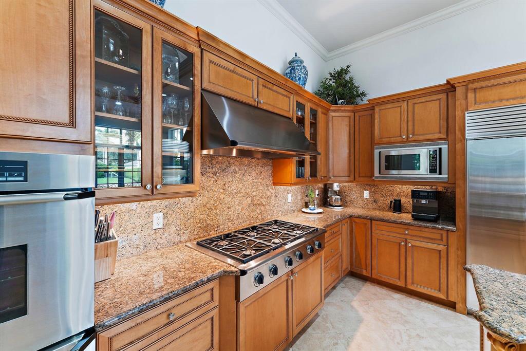 HARBOUR ISLES - Residential