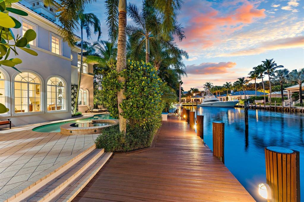 HARBOUR ISLES - Residential