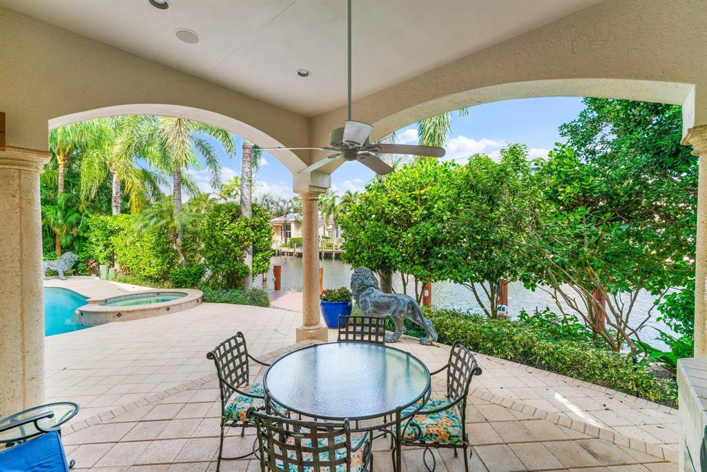 HARBOUR ISLES - Residential