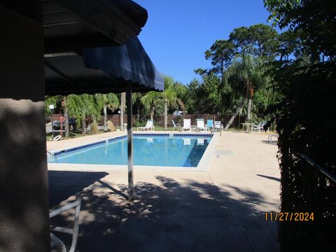 A home in Port St Lucie