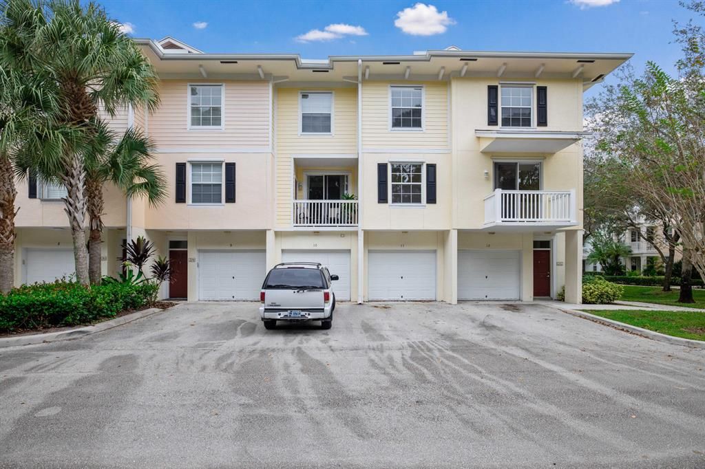 Photo of 245 Murcia Drive Dr #202, Jupiter, FL 33458 (MLS # R10755578)