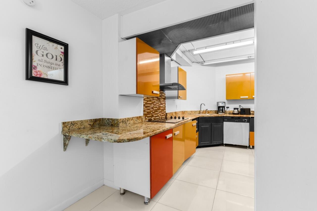 INVERRARY COUNTRY CLUB - Residential