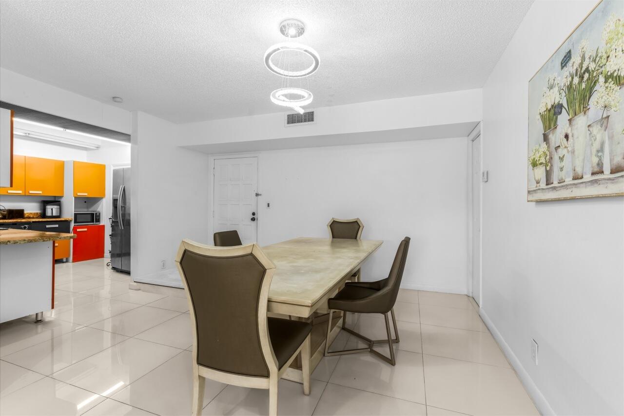 INVERRARY COUNTRY CLUB - Residential