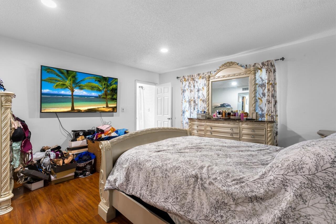 INVERRARY COUNTRY CLUB - Residential