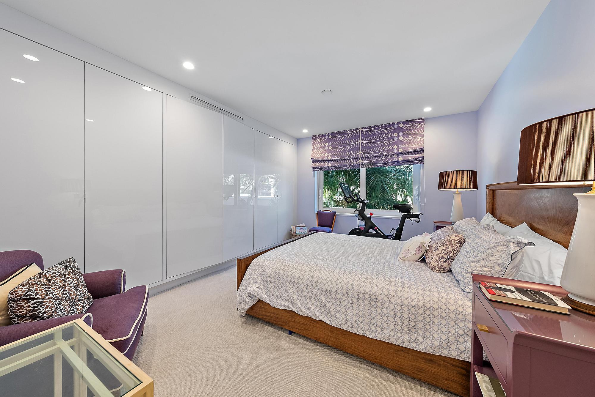 PALM BEACH TOWERS CONDO - Residential