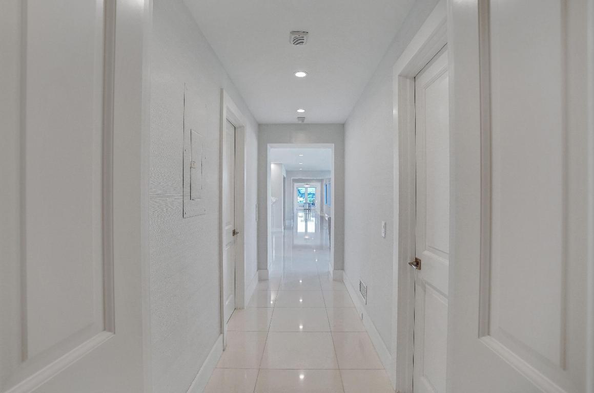 PALM BEACH TOWERS CONDO - Residential