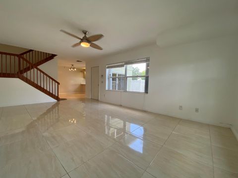 1941 Hartford Court West Palm Beach FL 33409