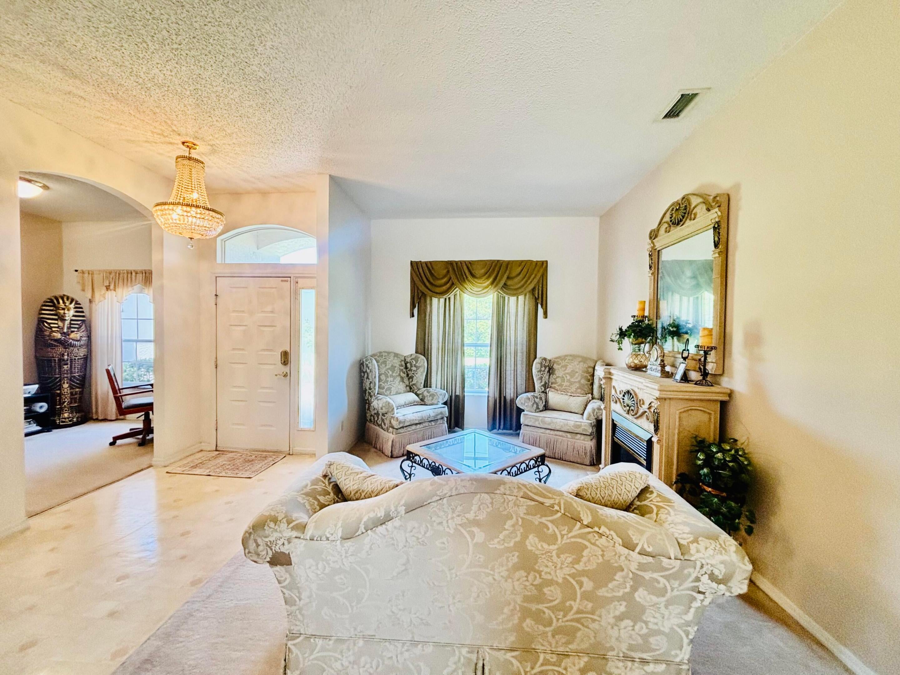 525 HARTMAN Road